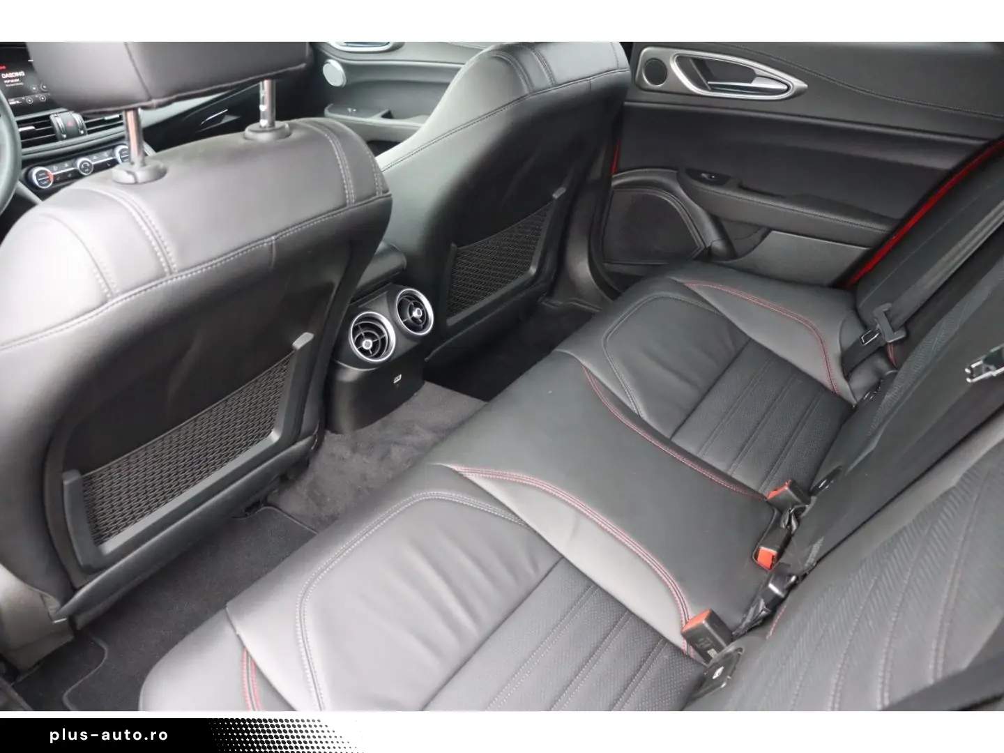 ALFA ROMEO Giulia COMPETIZIONE 2.0 TURBO 16V 280 PS AT8 Q4