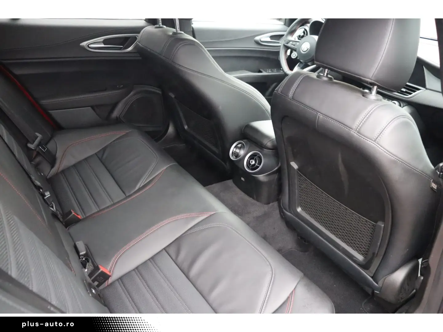 ALFA ROMEO Giulia COMPETIZIONE 2.0 TURBO 16V 280 PS AT8 Q4