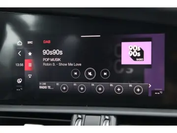 ALFA ROMEO Giulia COMPETIZIONE 2.0 TURBO 16V 280 PS AT8 Q4