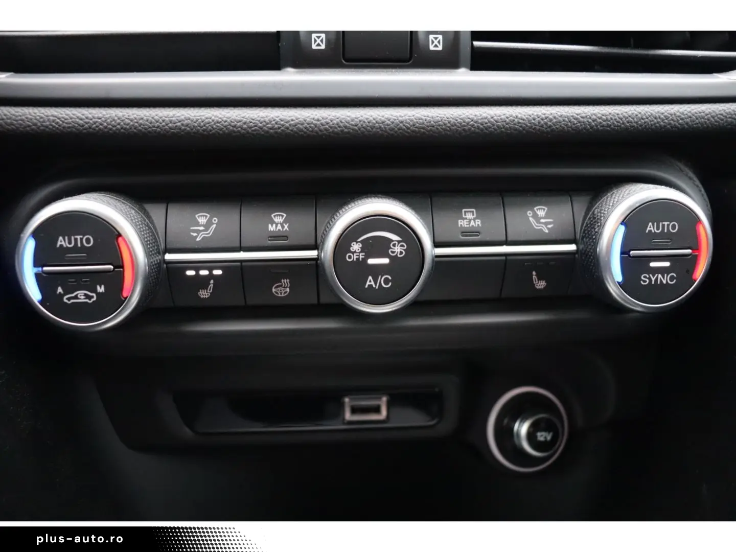 ALFA ROMEO Giulia COMPETIZIONE 2.0 TURBO 16V 280 PS AT8 Q4