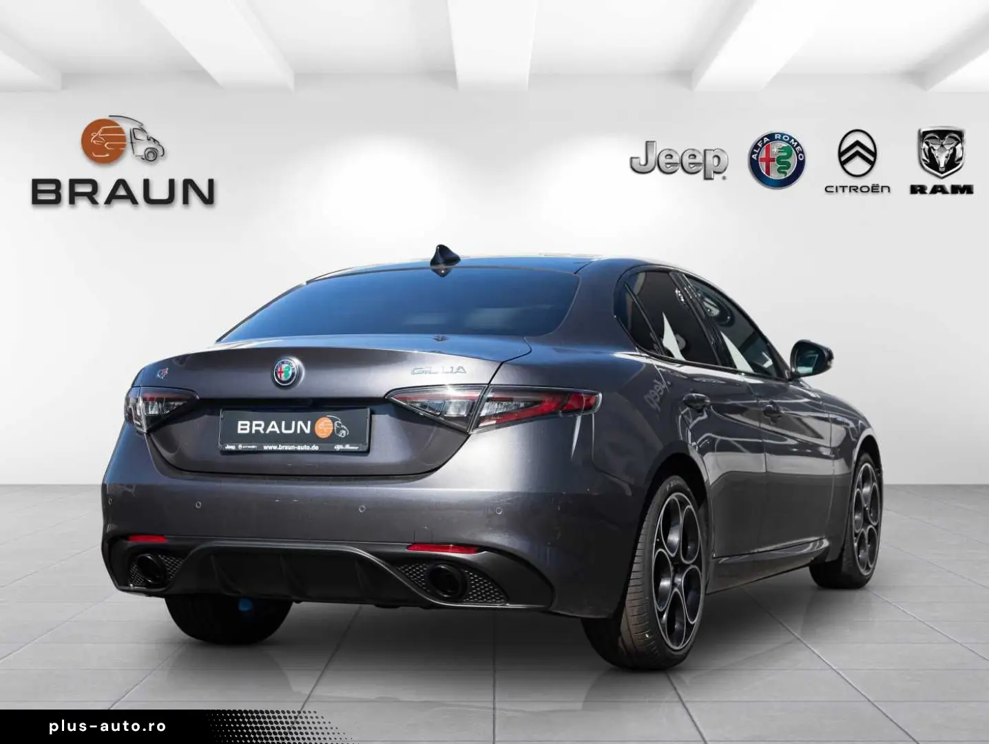 ALFA ROMEO Giulia 2.0 Turbo 16V AT8-Q4 Veloce VOLL!