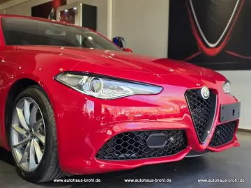 ALFA ROMEO Giulia 190PS Automatik