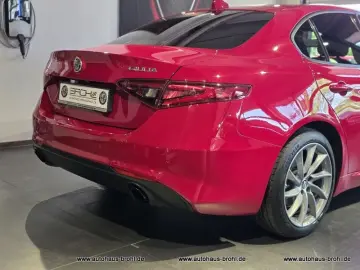 ALFA ROMEO Giulia 190PS Automatik