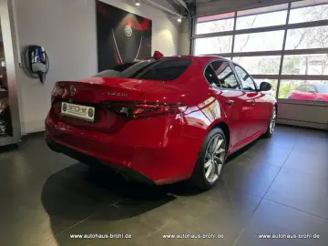 ALFA ROMEO Giulia 190PS Automatik