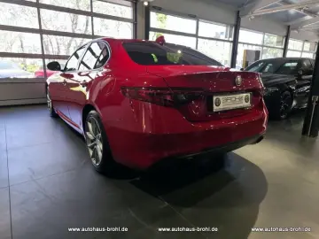 ALFA ROMEO Giulia 190PS Automatik