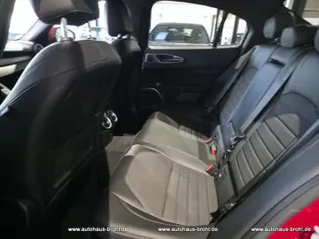 ALFA ROMEO Giulia 190PS Automatik