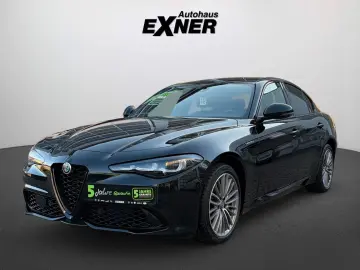 ALFA ROMEO Giulia 2.2 JTDM VELOCE Q4 Kamera LED Sitzheizung