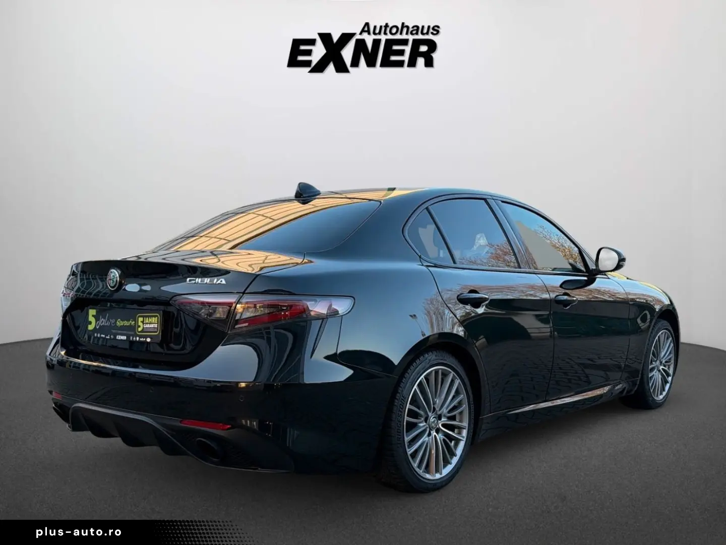 ALFA ROMEO Giulia 2.2 JTDM VELOCE Q4 Kamera LED Sitzheizung