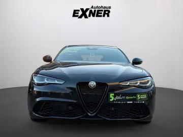 ALFA ROMEO Giulia 2.2 JTDM VELOCE Q4 Kamera LED Sitzheizung