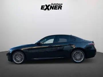 ALFA ROMEO Giulia 2.2 JTDM VELOCE Q4 Kamera LED Sitzheizung
