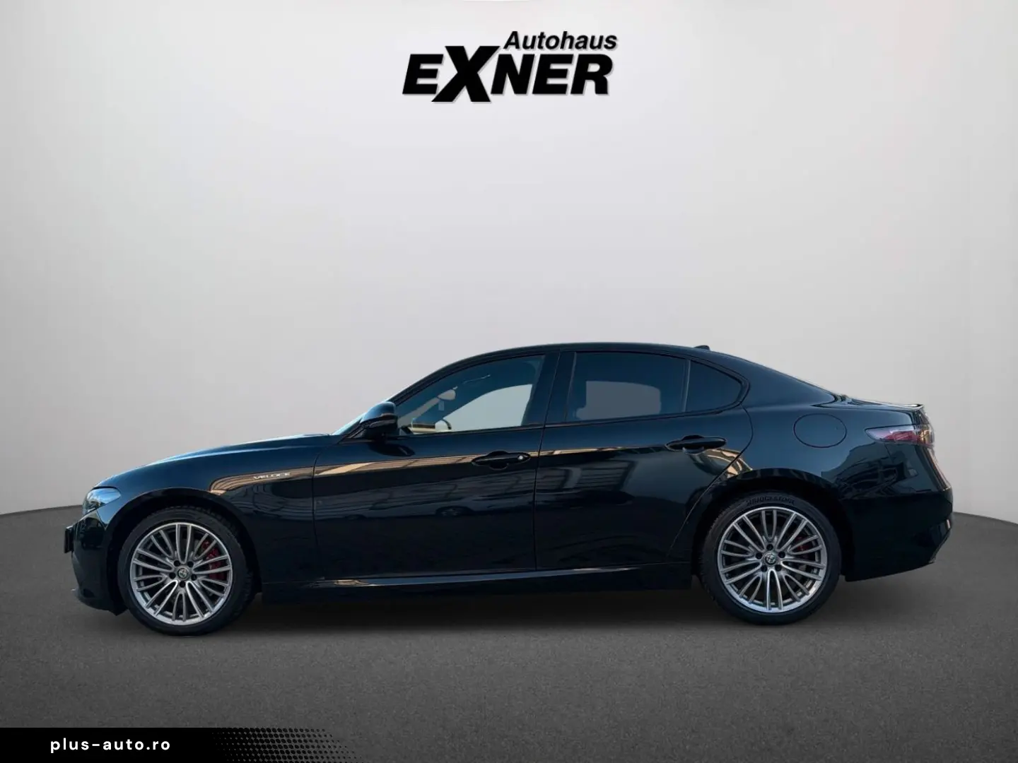 ALFA ROMEO Giulia 2.2 JTDM VELOCE Q4 Kamera LED Sitzheizung