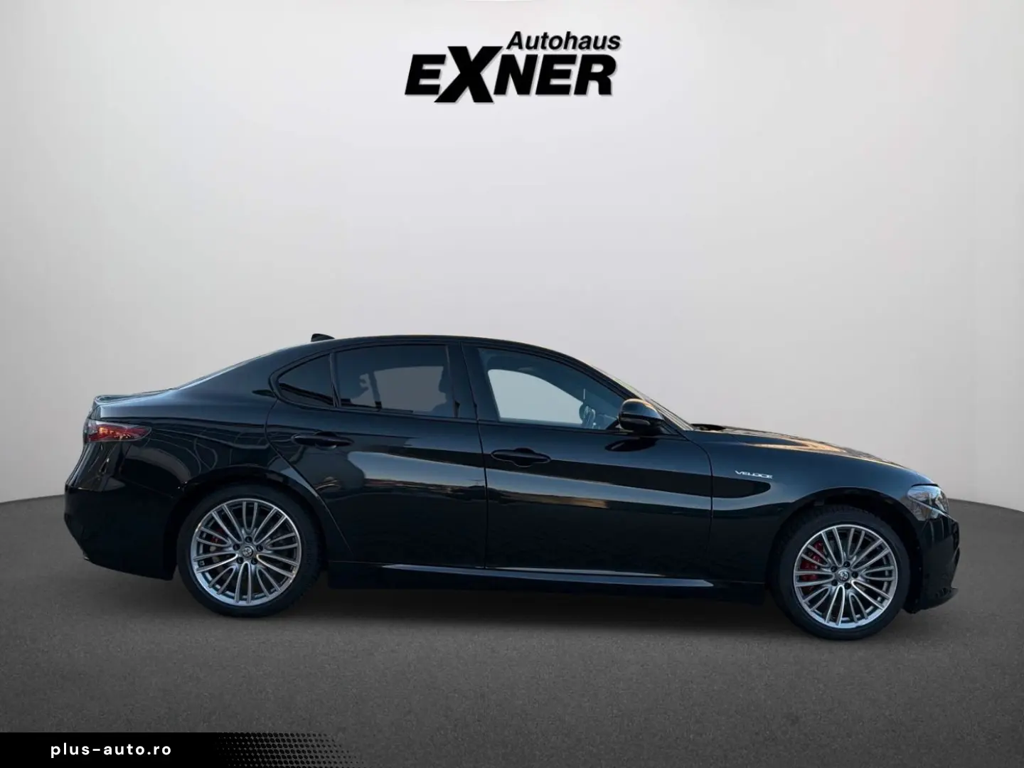 ALFA ROMEO Giulia 2.2 JTDM VELOCE Q4 Kamera LED Sitzheizung