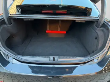 ALFA ROMEO Giulia 2.2 JTDM VELOCE Q4 Kamera LED Sitzheizung