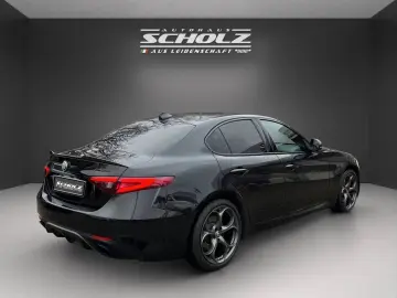 ALFA ROMEO Giulia MY22 Estrema 2.2 Diesel  KAMERA KLIMA