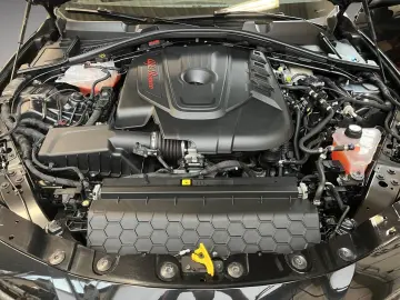ALFA ROMEO Giulia MY22 Estrema 2.2 Diesel  KAMERA KLIMA