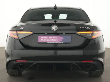 ALFA ROMEO Giulia Veloce Q4 Leder Fernlichtassist Matrix-LE