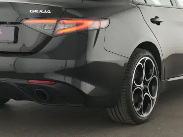 ALFA ROMEO Giulia Veloce Q4 Matrix-LED Rückfahrkamera ACC