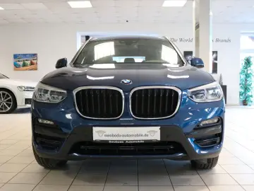 BMW X3 xDr20d HUD Panoramic Keyless Camera