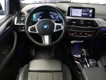 BMW X3 xDr20d HUD Panoramic Keyless Camera