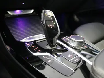 BMW X3 xDr20d HUD Panoramic Keyless Camera