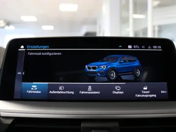 BMW X3 xDr20d HUD Panoramic Keyless Camera
