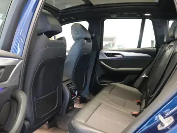 BMW X3 xDr20d HUD Panoramic Keyless Camera