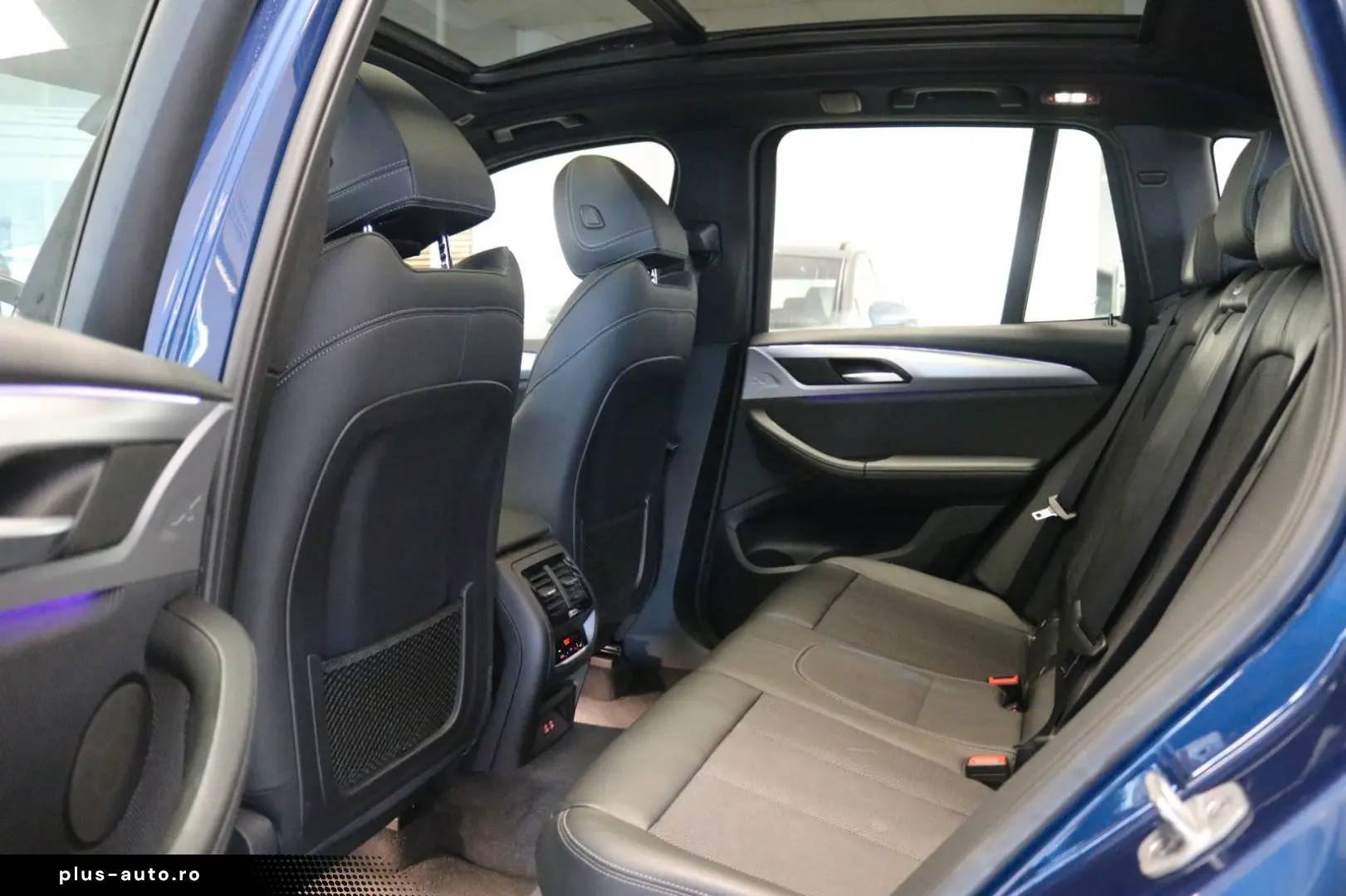 BMW X3 xDr20d HUD Panoramic Keyless Camera