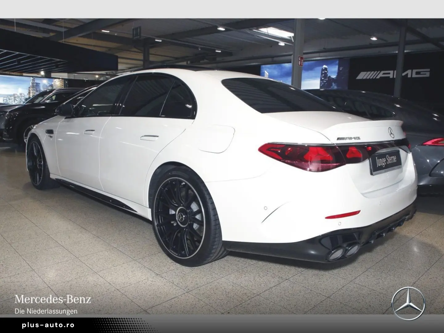 MERCEDES-BENZ E 53 AMG 4M  PANO SUPERSCREEN