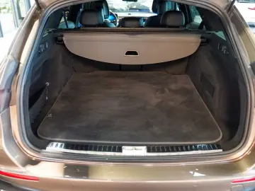 MERCEDES-BENZ E 450 d T 4M AMG Line Night Superscreen