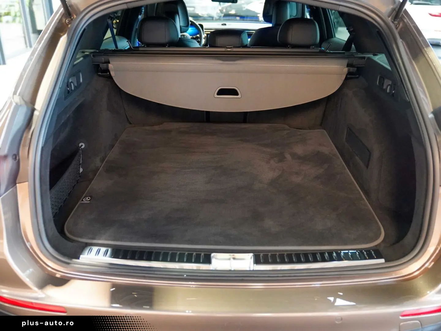 MERCEDES-BENZ E 450 d T 4M AMG Line Night Superscreen