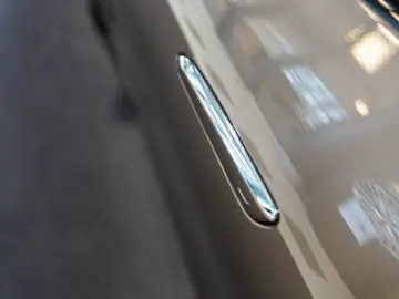 MERCEDES-BENZ E 450 d T 4M AMG Line Night Superscreen