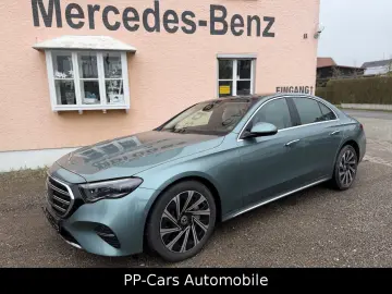 MERCEDES-BENZ E 220d 4M Exclusive Premium  Superscreen