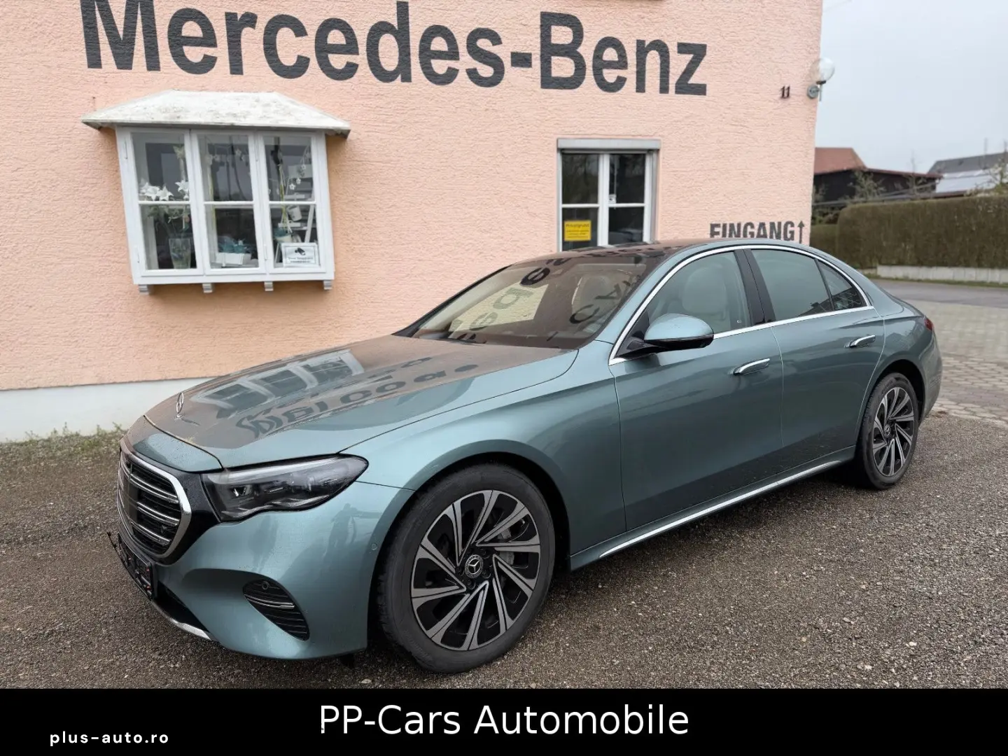 MERCEDES-BENZ E 220d 4M Exclusive Premium  Superscreen