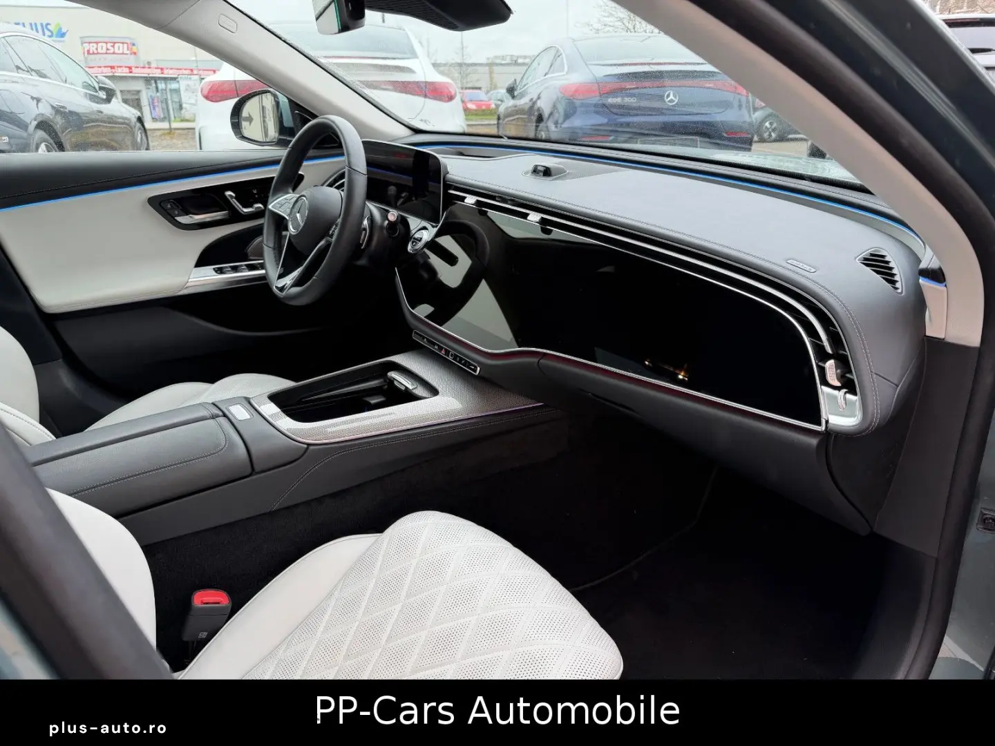 MERCEDES-BENZ E 220d 4M Exclusive Premium  Superscreen