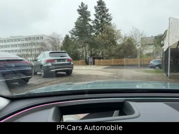 MERCEDES-BENZ E 220d 4M Exclusive Premium  Superscreen