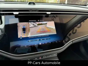 MERCEDES-BENZ E 220d 4M Exclusive Premium  Superscreen