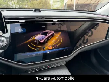 MERCEDES-BENZ E 220d 4M Exclusive Premium  Superscreen