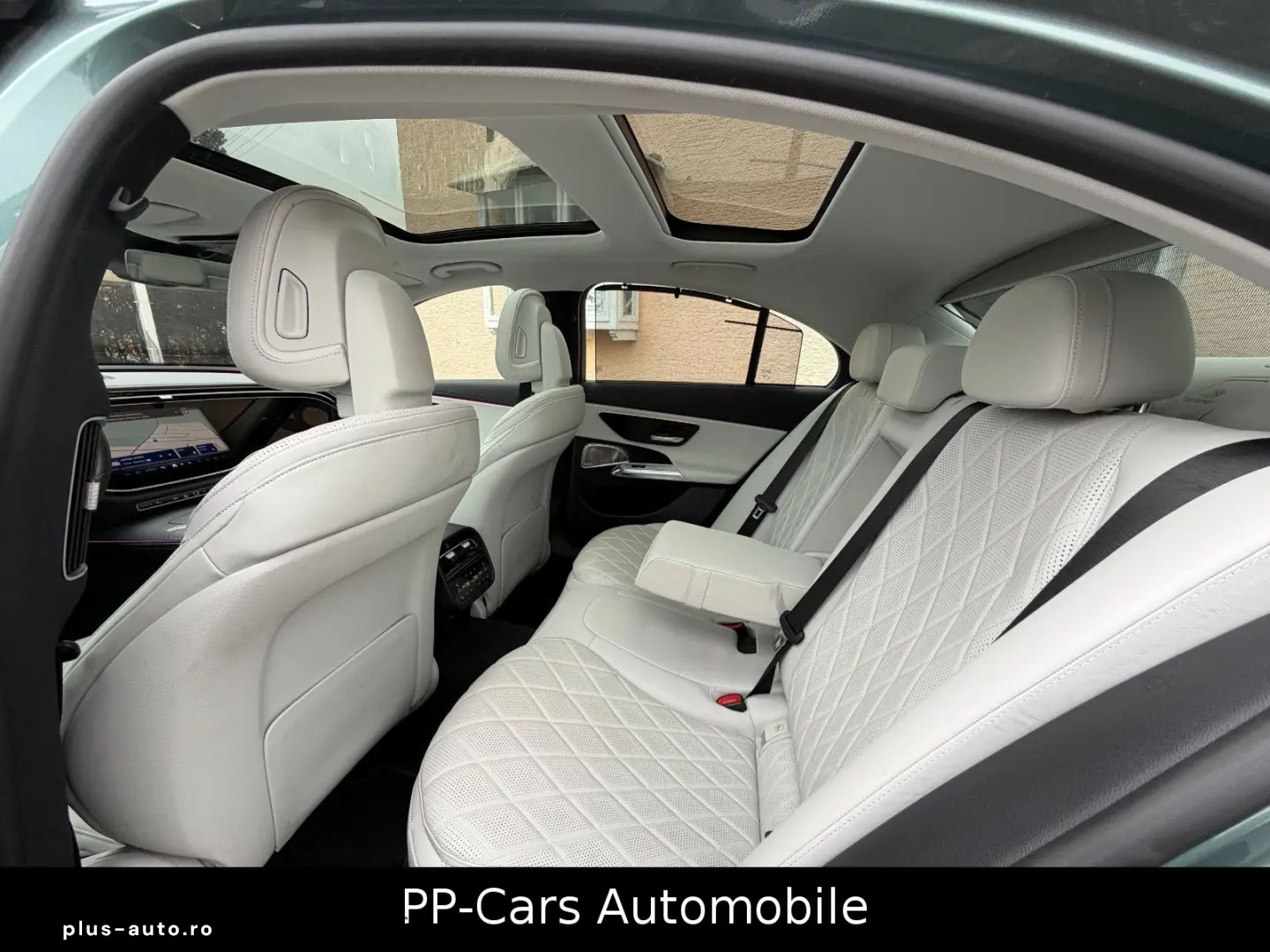 MERCEDES-BENZ E 220d 4M Exclusive Premium  Superscreen