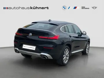 BMW X4 xDrive30d Aut. AHK Navi LED AUT