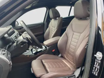 BMW X4 xDrive30d Aut. AHK Navi LED AUT