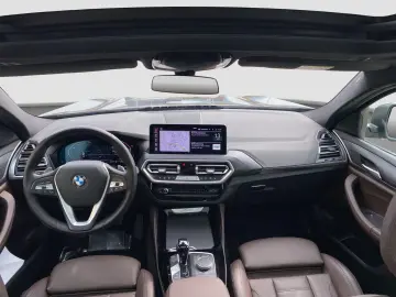 BMW X4 xDrive30d Aut. AHK Navi LED AUT