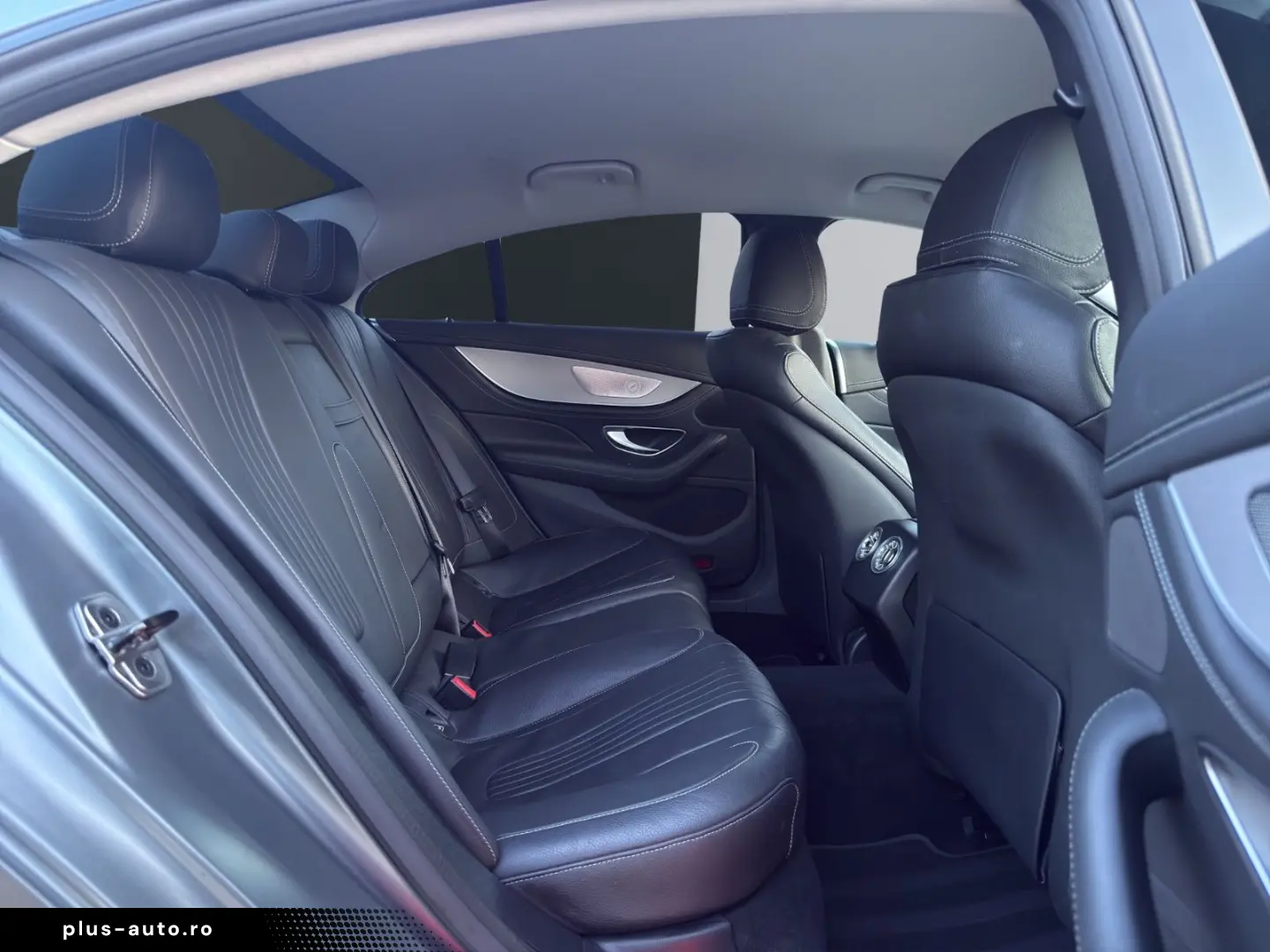 MERCEDES-BENZ CLS 300d 4M AMG  BURM WIDSCR R-KAM MBUX MAGNO