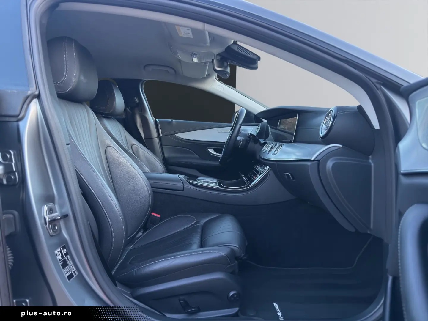 MERCEDES-BENZ CLS 300d 4M AMG  BURM WIDSCR R-KAM MBUX MAGNO