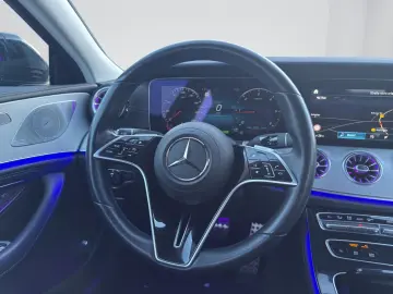 MERCEDES-BENZ CLS 300d 4M AMG  BURM WIDSCR R-KAM MBUX MAGNO