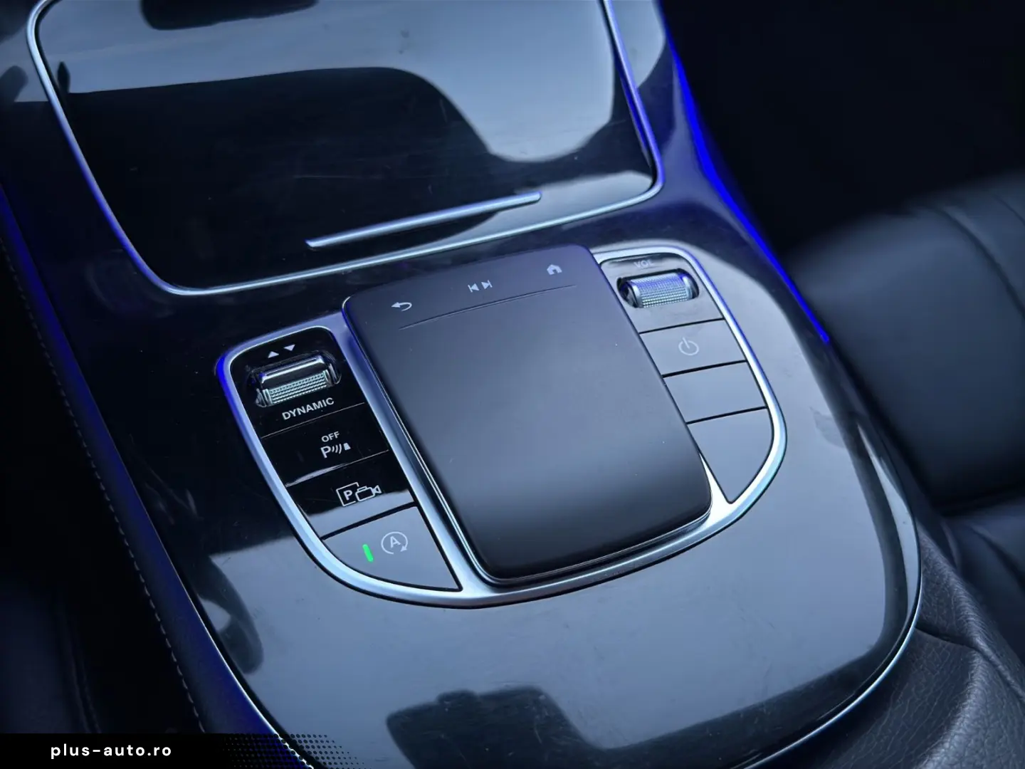 MERCEDES-BENZ CLS 300d 4M AMG  BURM WIDSCR R-KAM MBUX MAGNO