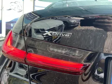BMW 330E XDRIVE