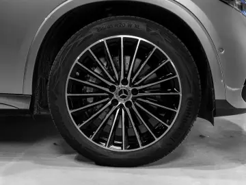 MERCEDES-BENZ GLC 200 4Matic Coupe  AMG 360 LED