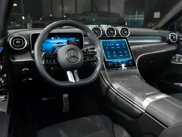 MERCEDES-BENZ GLC 200 4Matic Coupe  AMG 360 LED