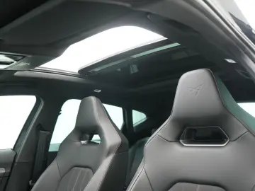 CUPRA Formentor VZ MEMORY KAM SHZ CARPLAY LED PDC AHK