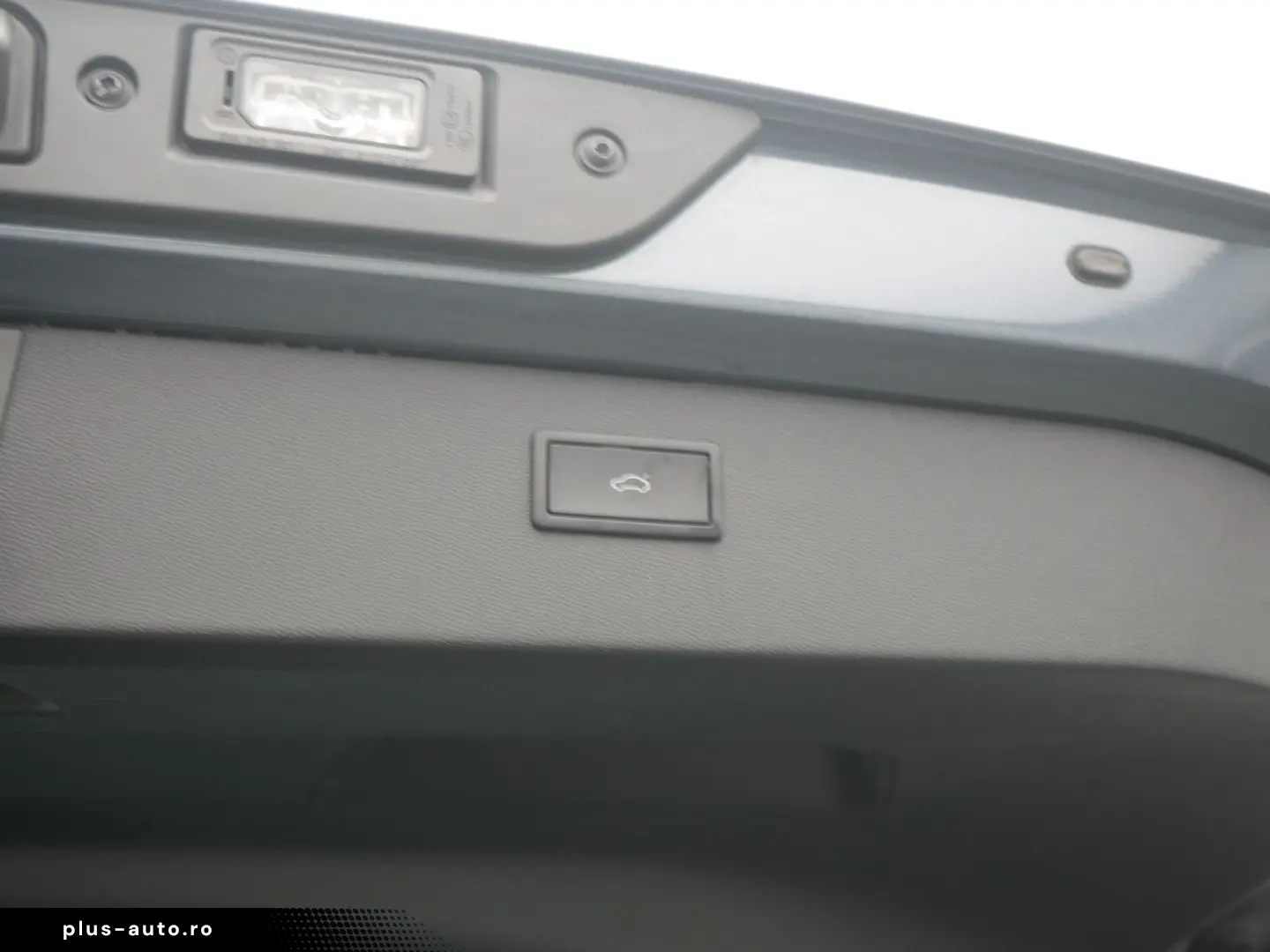 CUPRA Formentor VZ MEMORY KAM SHZ CARPLAY LED PDC AHK